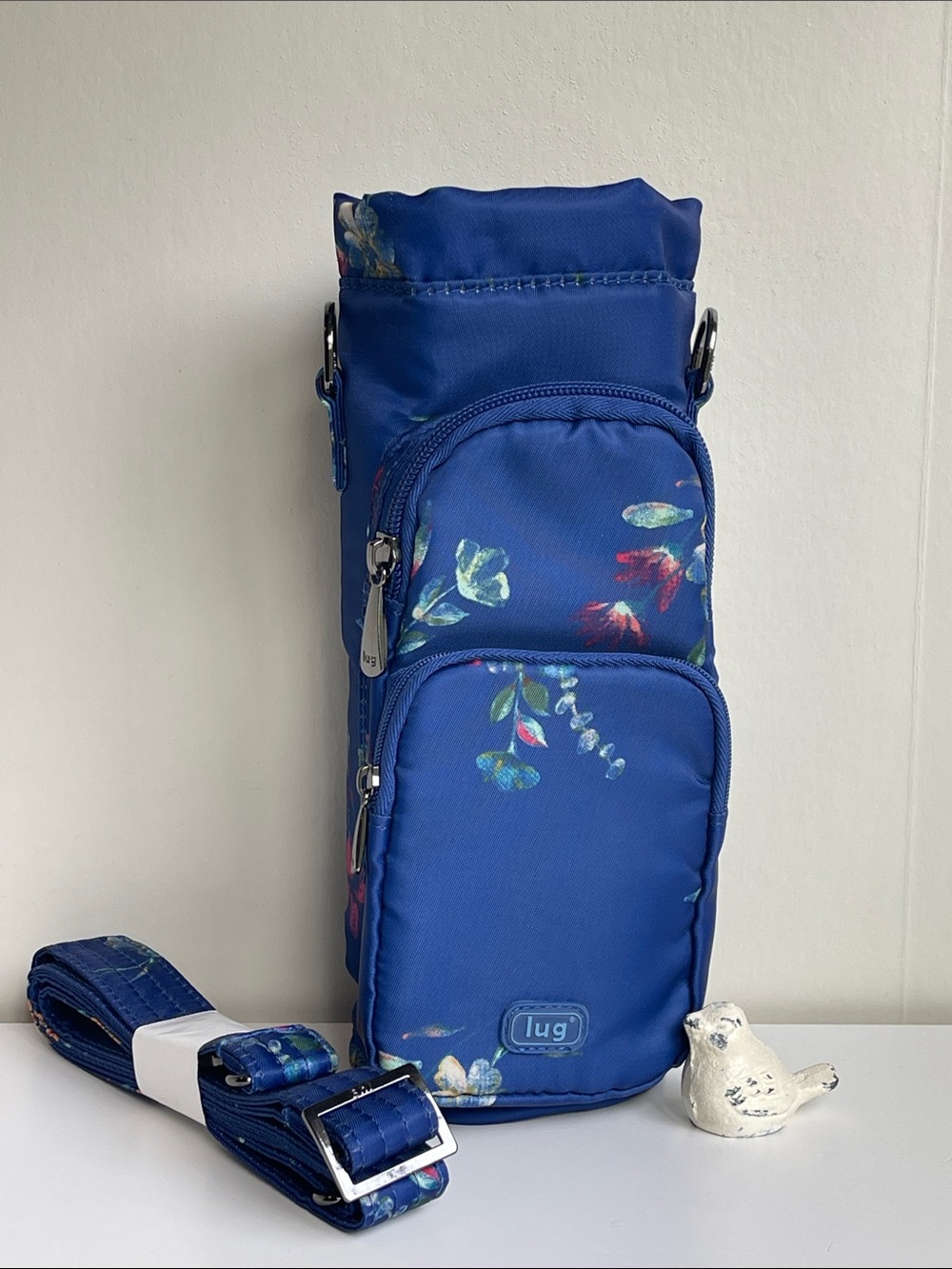 Lug Huggie Bottle Holder Crossbody